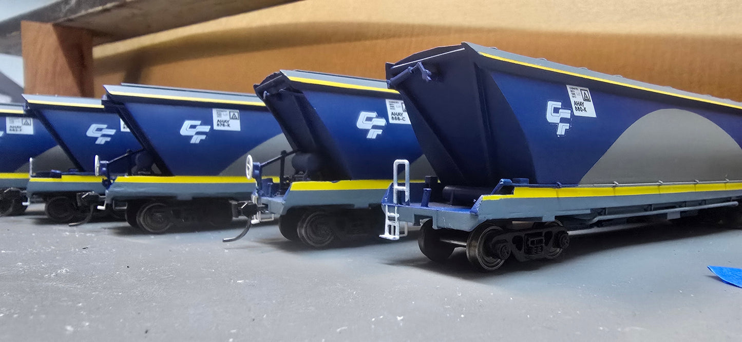 CFCLA CGAY/AHAY Grain Hopper